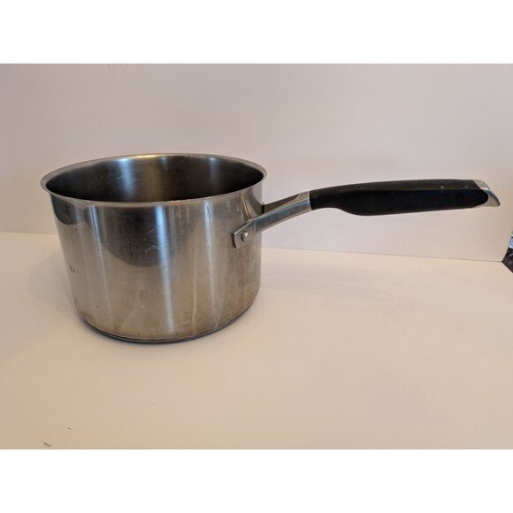 Select By Calphalon Stainless Steel Saucepan 3.5 Quart With Black Handle Dishwas - Picture 1 of 6